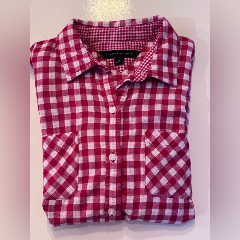 Tommy Hilfiger Red and White Plaid Women’s S/P short sleeve button down Shirt